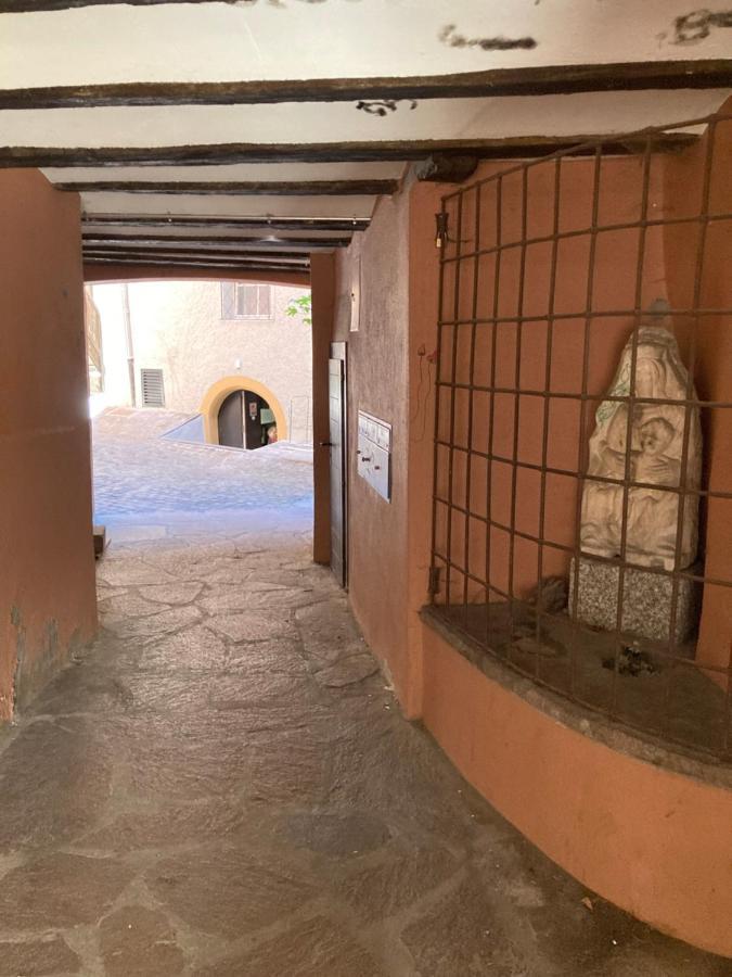 La Lombardie - Charme Et Tranquillite Sion Bagian luar foto