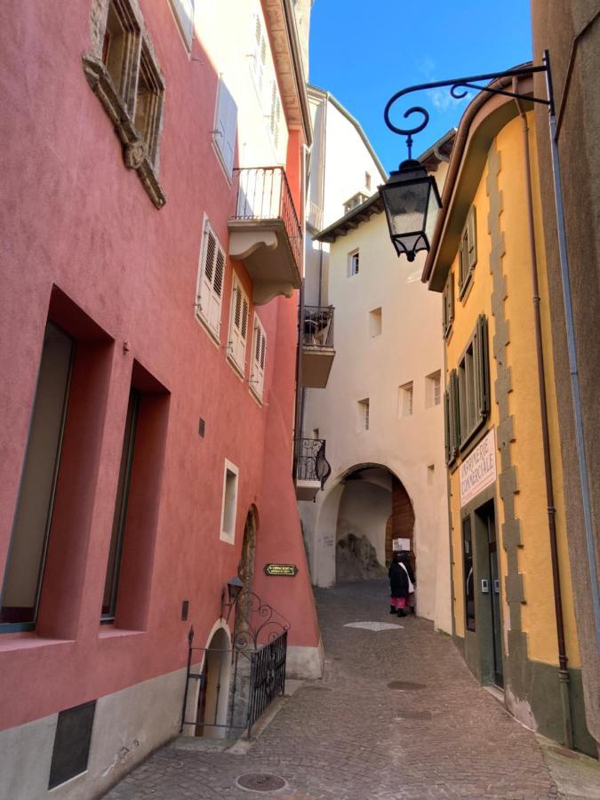 La Lombardie - Charme Et Tranquillite Sion Bagian luar foto